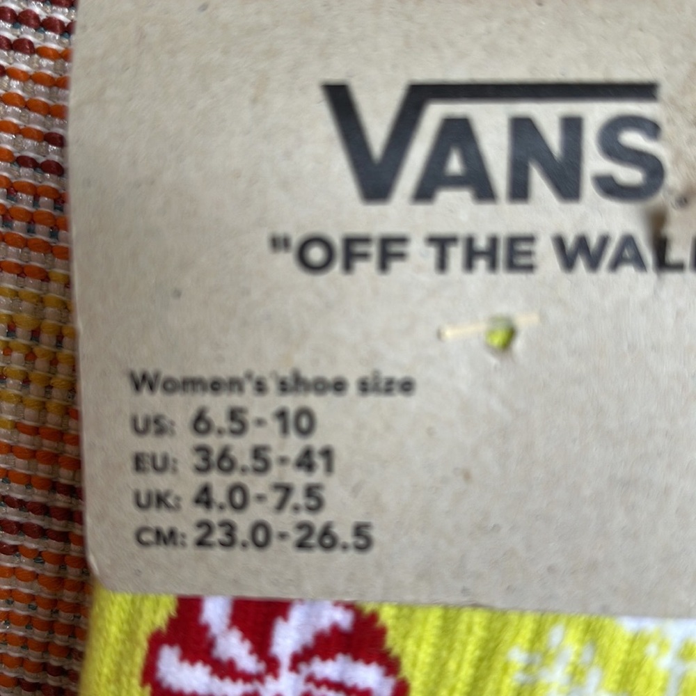 VANS “Off The Wall” Women’s socks  
NWT - Picture 3 of 16
